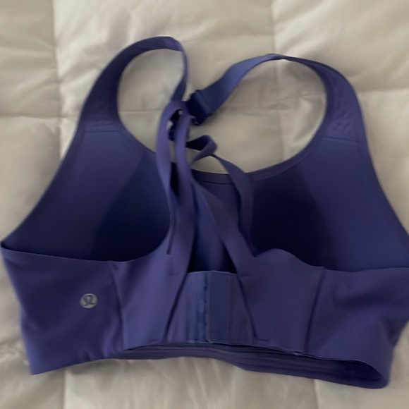 Lululemon sports bra high support - Picture 2 of 2
